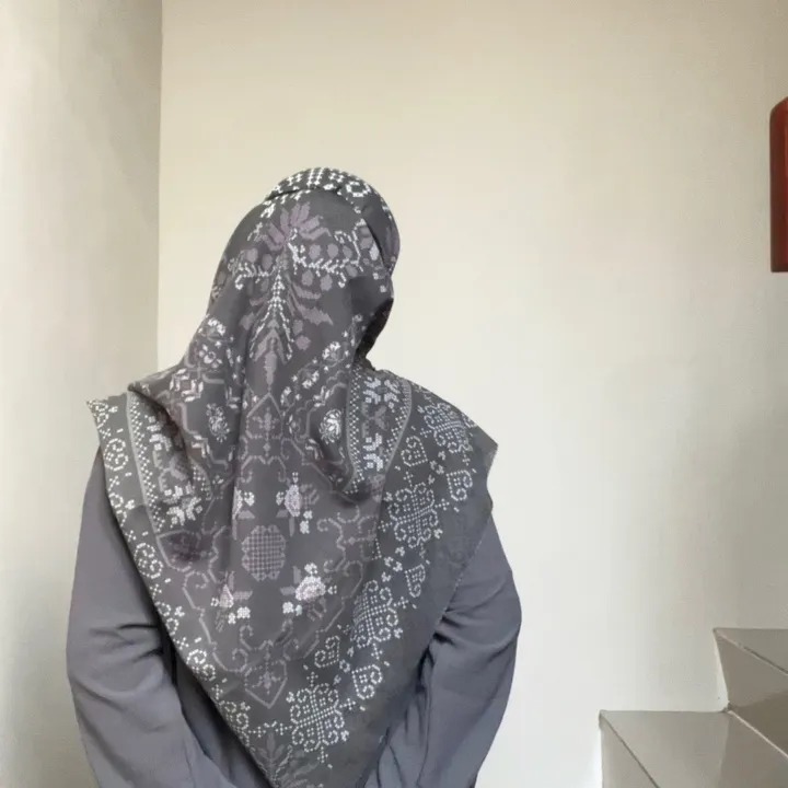 @abzirah_