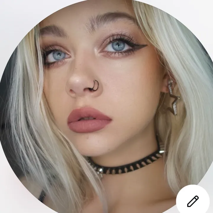 @justineparadise
