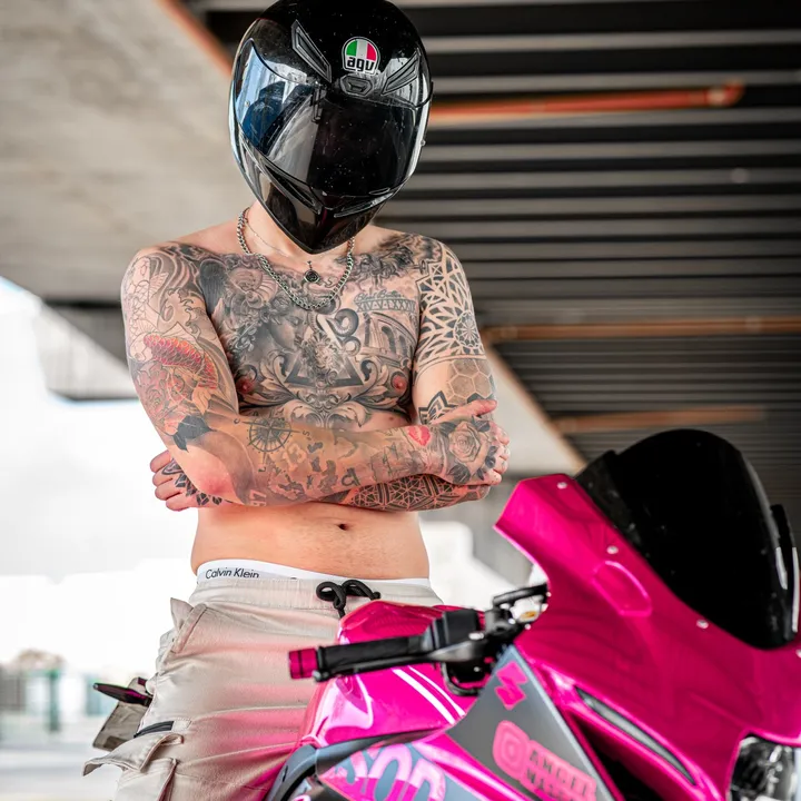radikal_biker