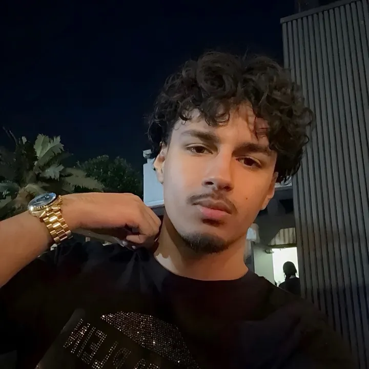 @realkomail1