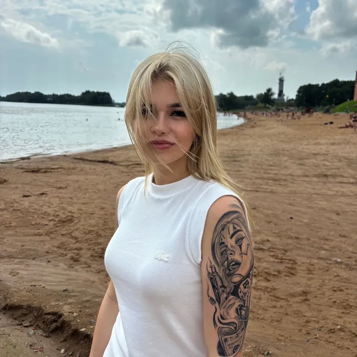 @lloquittaa