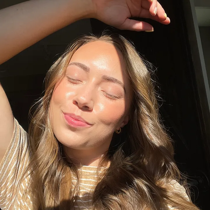 @thewhitneyhodgson