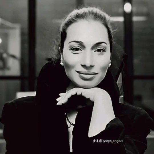 @sonya_anghel