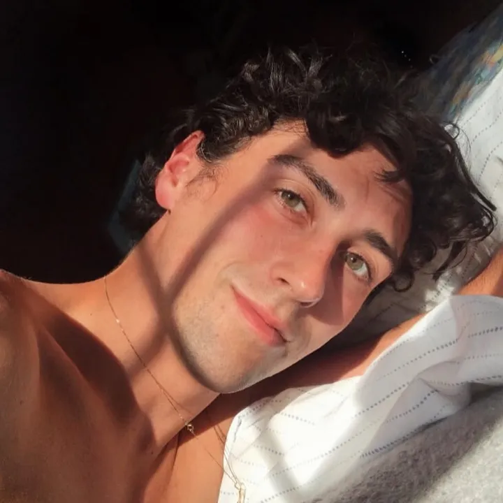 samtheboynextdoor