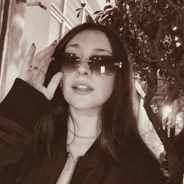 gina_theodwridoy