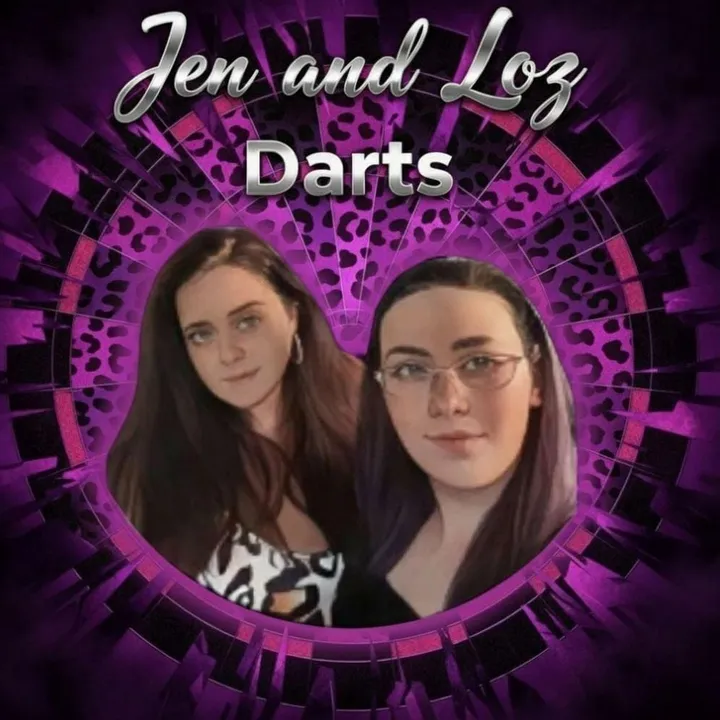 jen.and.loz.darts