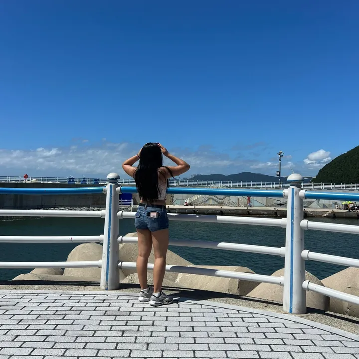 @haleyywangg