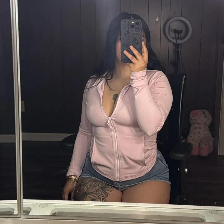@kimbby_robles