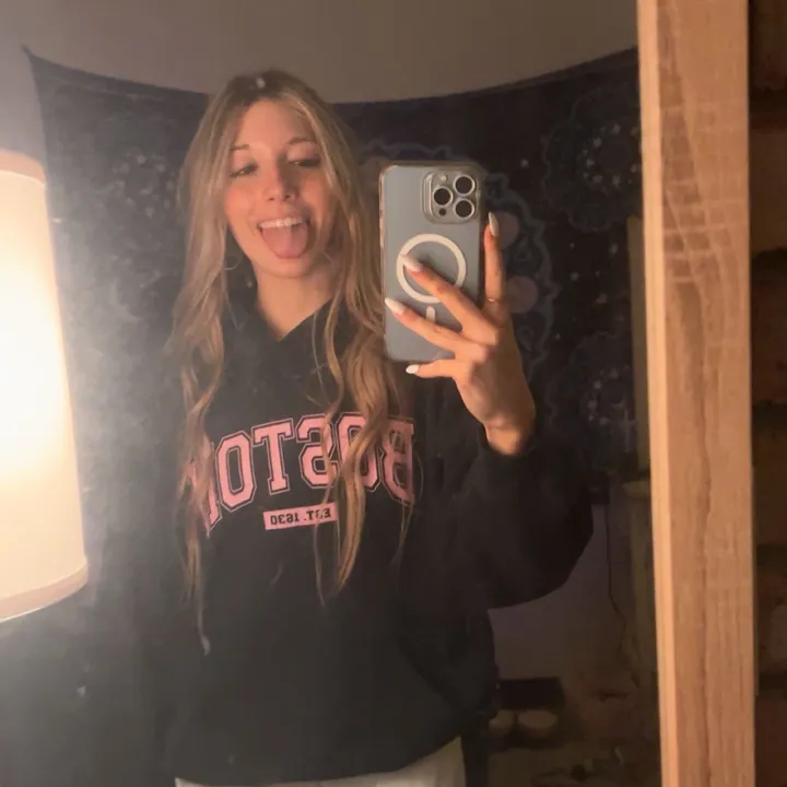 @sydney_nick_