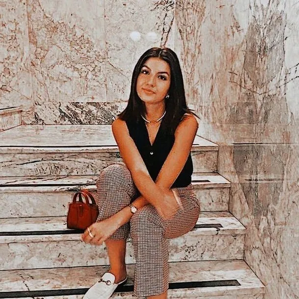 ellie.viral