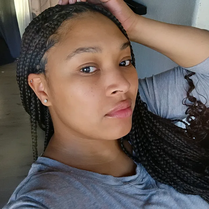 @auriana_wells