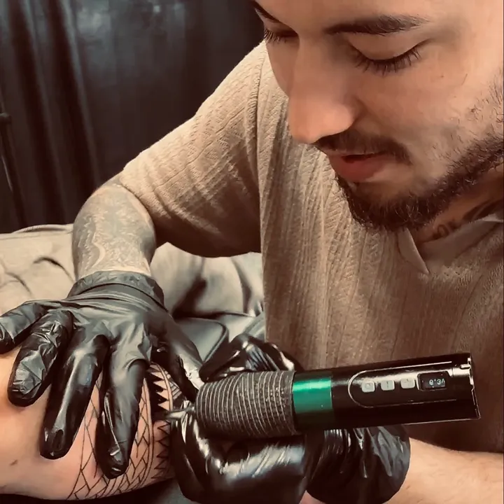 @master.tattoo_m