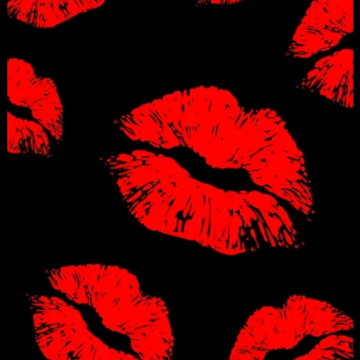 smooches_luv