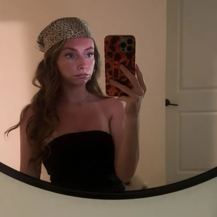 @lydiadowning