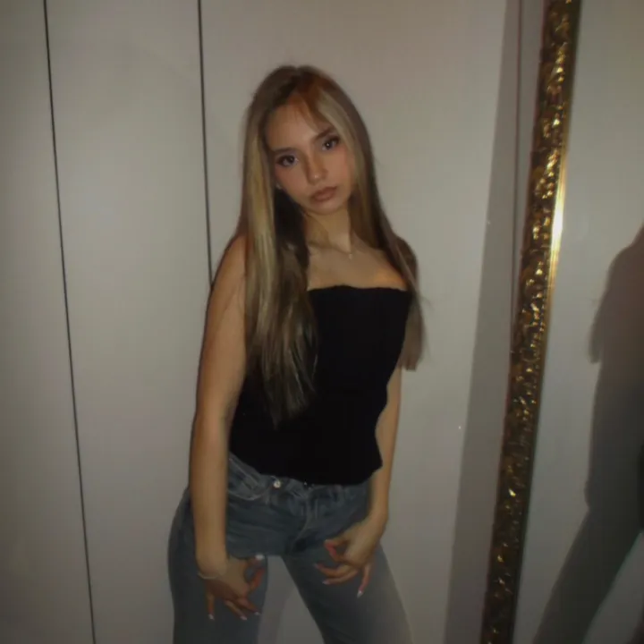 @izabelabezova