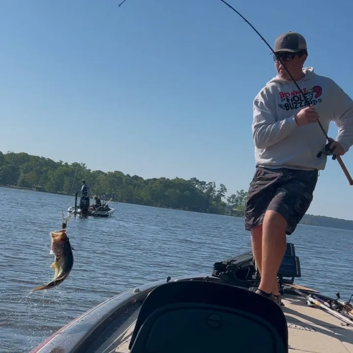 lanclos_fishing