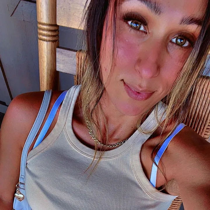 yuriana4489