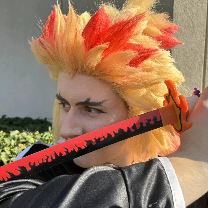 @iridescentcosplay