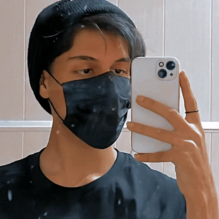 @itspoya_