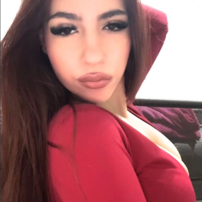 a red🥰🍒🍒 - original sound