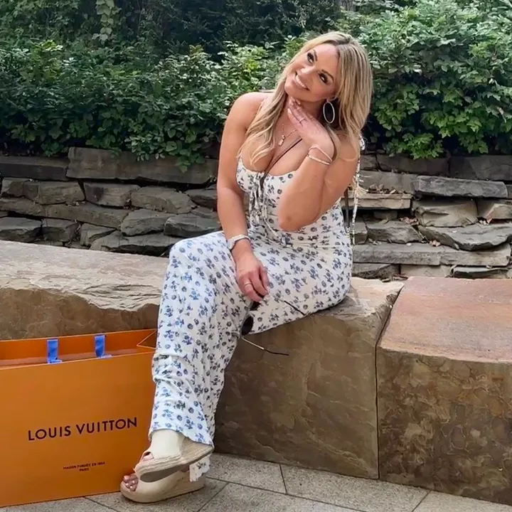@reallifesofiejane