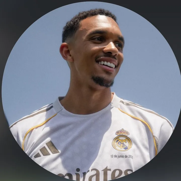 @critionronaldo7