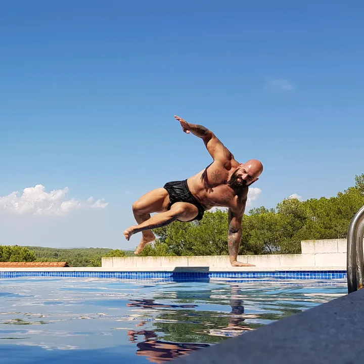 strongmantarrako