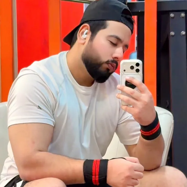 @qr_malik