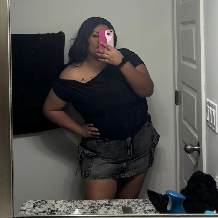 laylaaguilar_