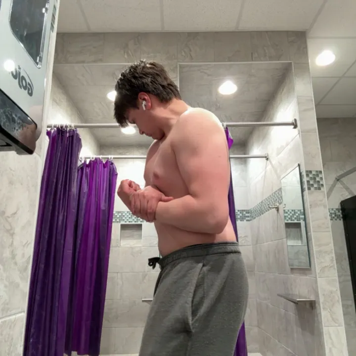 @peaklebron