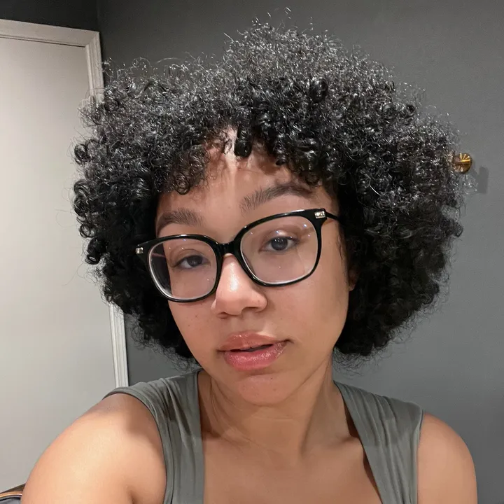 @notcaileneasely