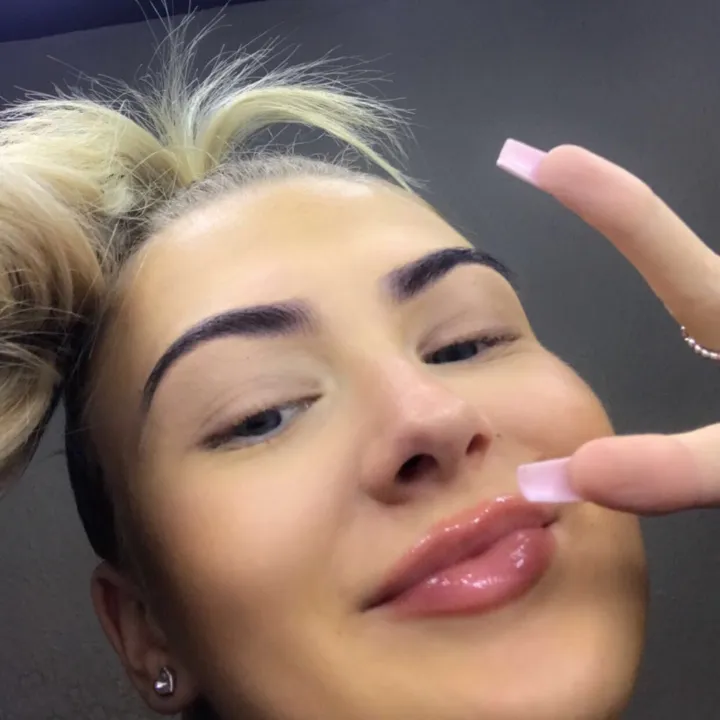 @leahfry1x
