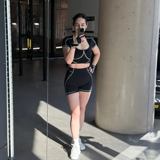@mehrafrooz_z
