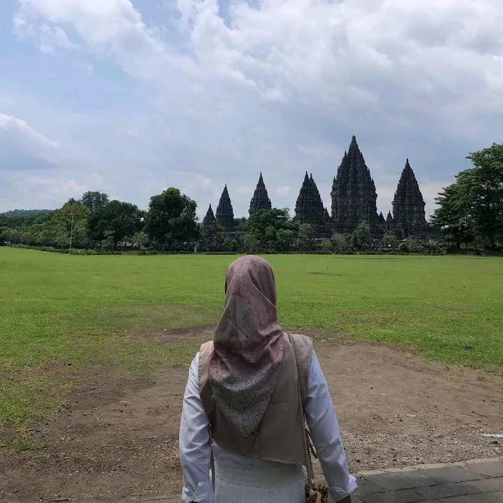 @dewiwijayantiputri