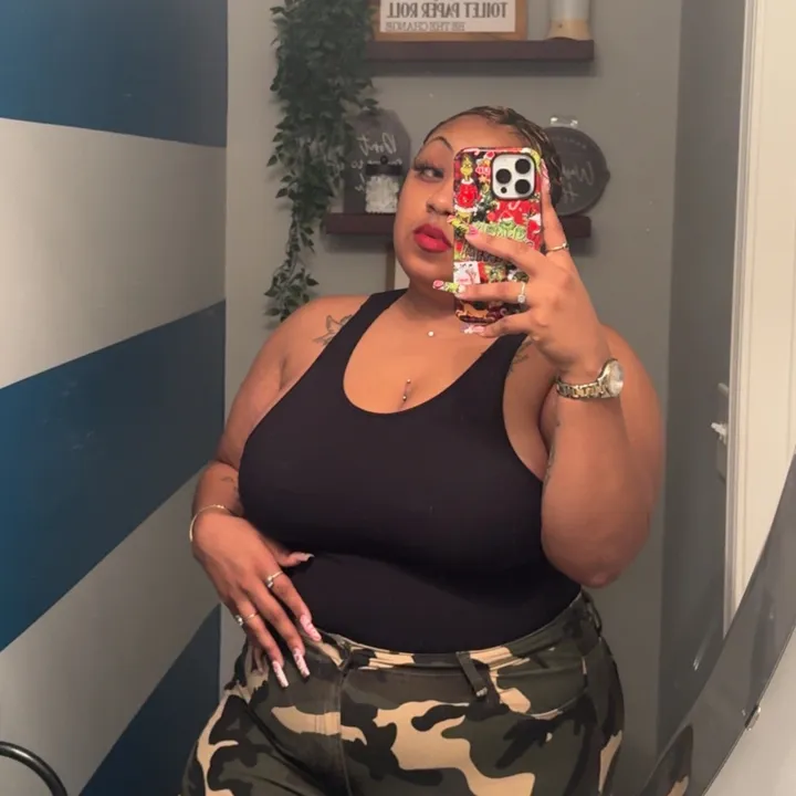 mrsz.dollface