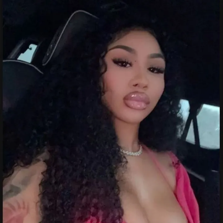 @kylesisterbae