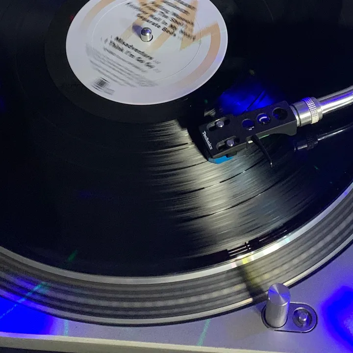 get_ur_groove_on_88
