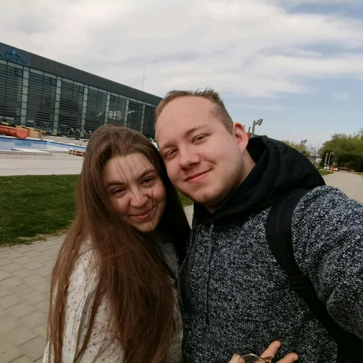@zolyy_eryy