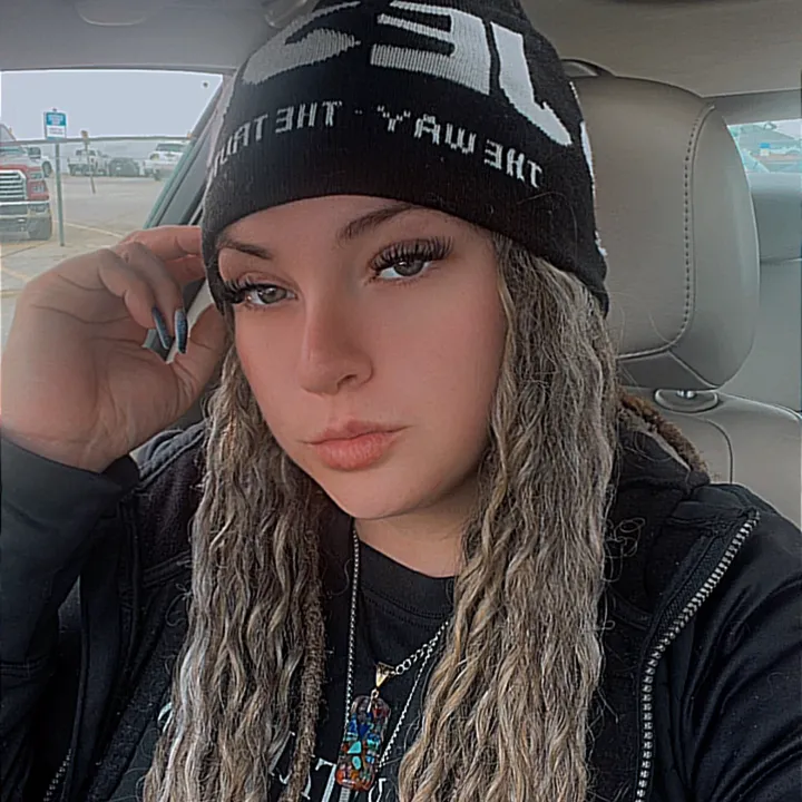 @niykeelinaibaybay