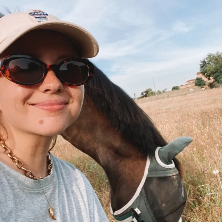 @serenthepony