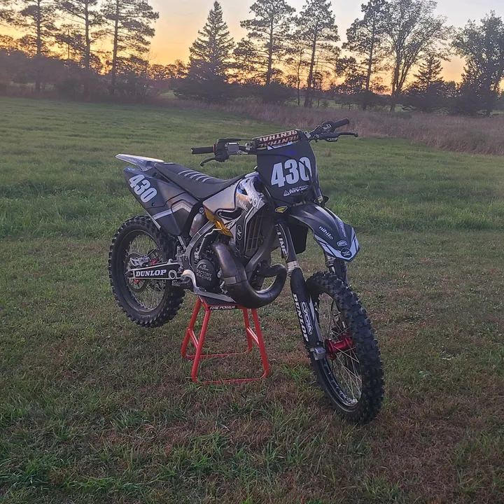 @dirtbikecraka101