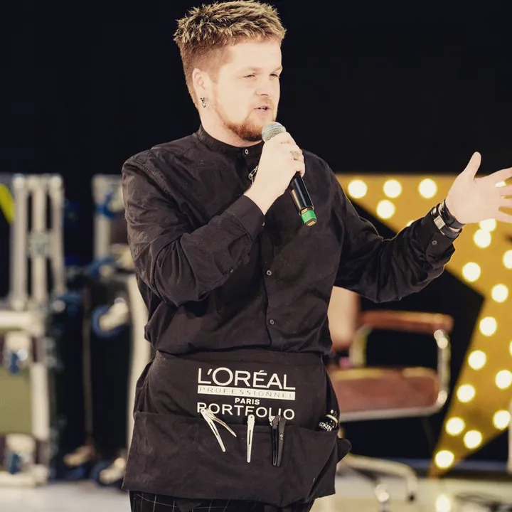 lloydcourthair