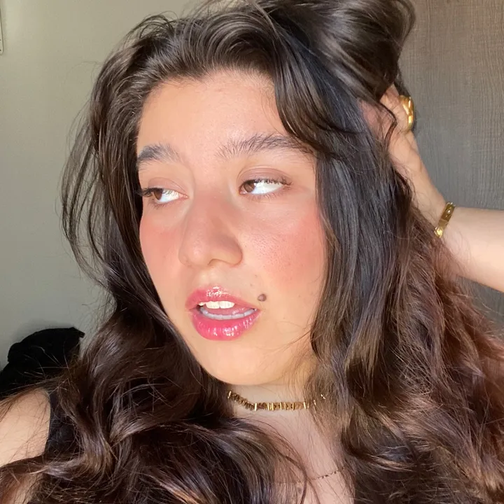 @lyndadenicola