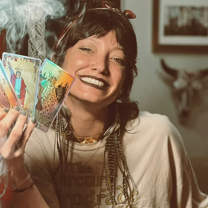 @cosmicdropsofjupiter