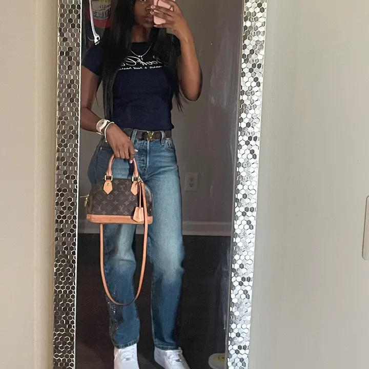 @baddiewithhafattyy