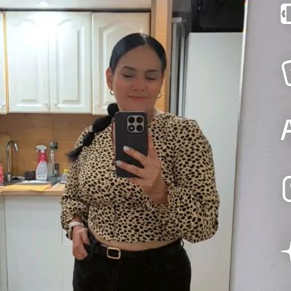 lya_liarla
