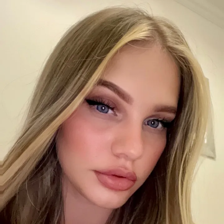 @badgaldanja