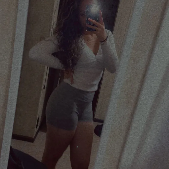 @lucyy_034