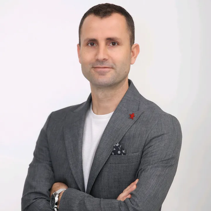 ervis_xhanari_remax