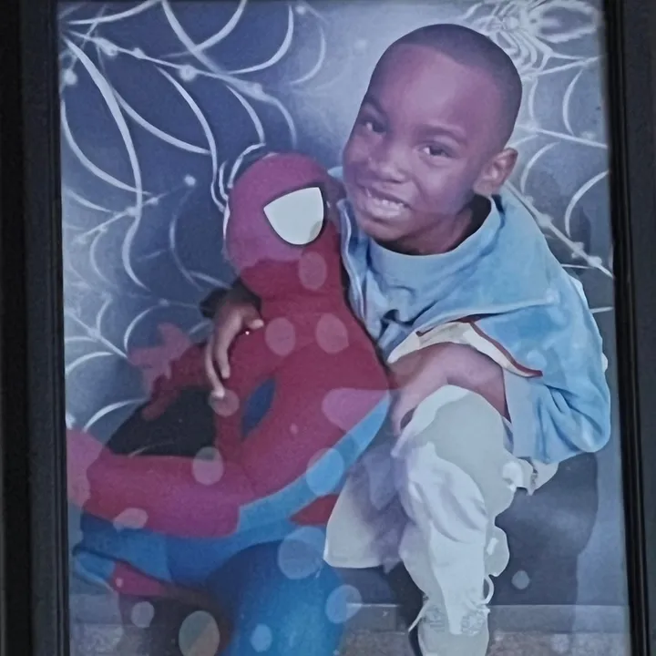 @jonesworld___